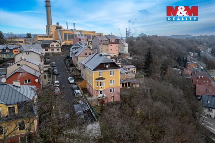 Prodej bytu 2+1, Karlovy Vary - Bohatice, Na Výšině, 45 m2