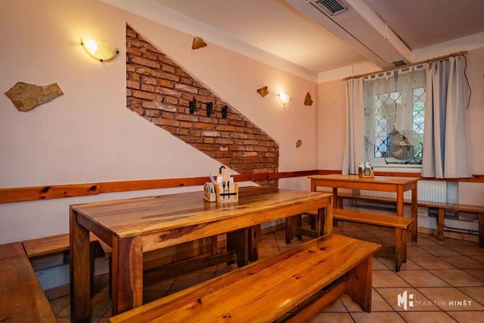 Pronájem restaurace, Praha - Strašnice, Gutova, 301 m2