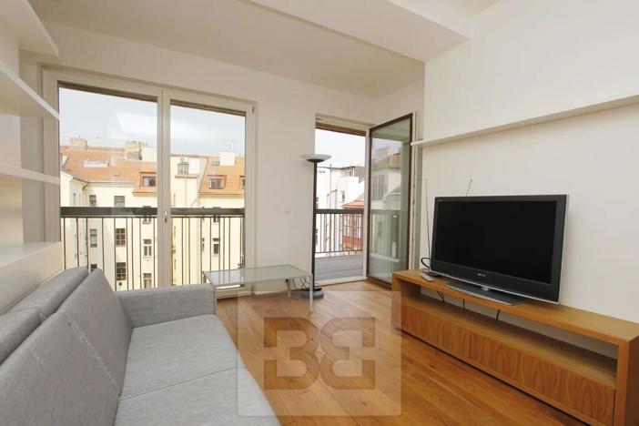 Pronájem bytu 3+kk, Praha - Bubeneč, U studánky, 83 m2