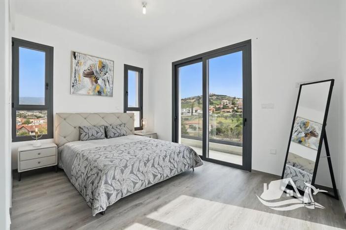 Prodej bytu 3+1, Lemesos, Kypr, 111 m2