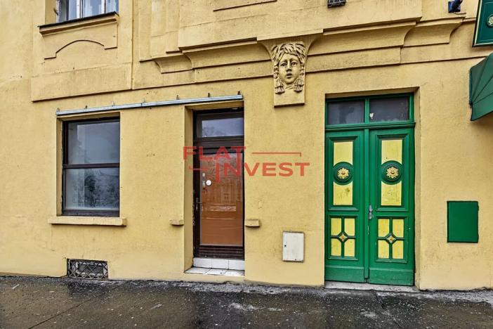 Pronájem obchodního prostoru, Praha - Vinohrady, Vinohradská, 75 m2