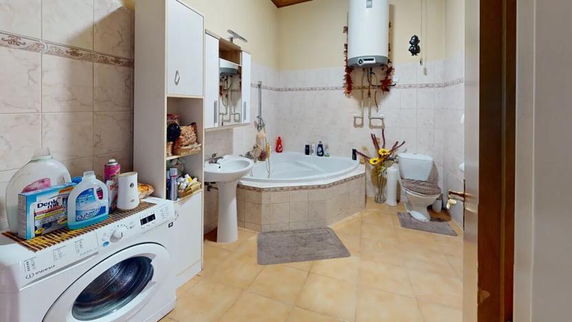 Prodej rodinného domu, Vojkovice, 200 m2