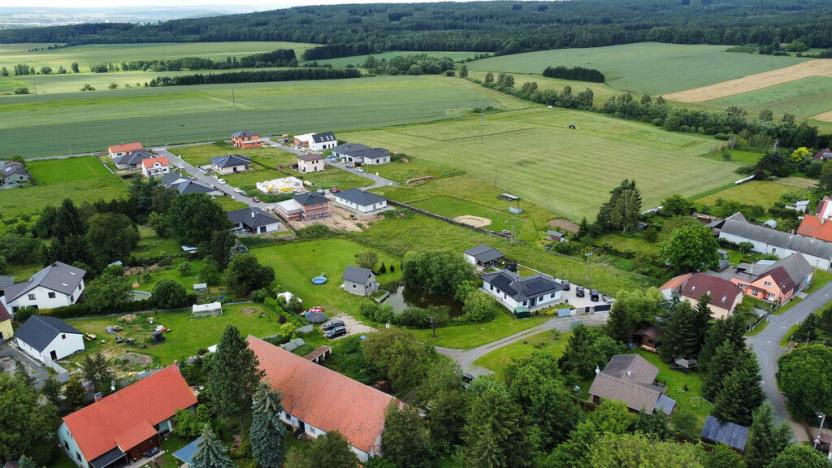 Prodej pozemku, Mokrouše, 3260 m2