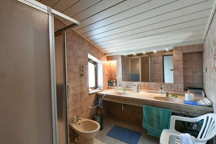 Prodej rodinného domu, Zeleneč, Husova, 162 m2