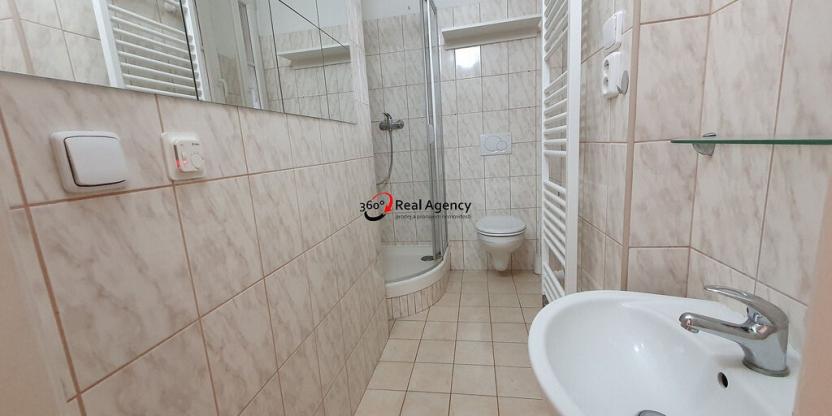 Pronájem bytu 2+1, Praha - Vršovice, Tolstého, 56 m2