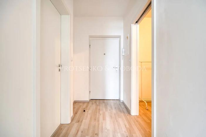 Pronájem bytu 2+kk, Praha - Vysočany, Za Krejcárkem, 49 m2