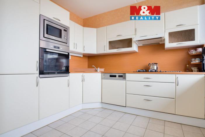 Prodej bytu 4+1, Most, Česká, 79 m2