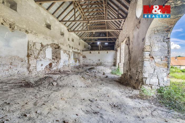 Prodej historického objektu, Zvoleněves, 5000 m2