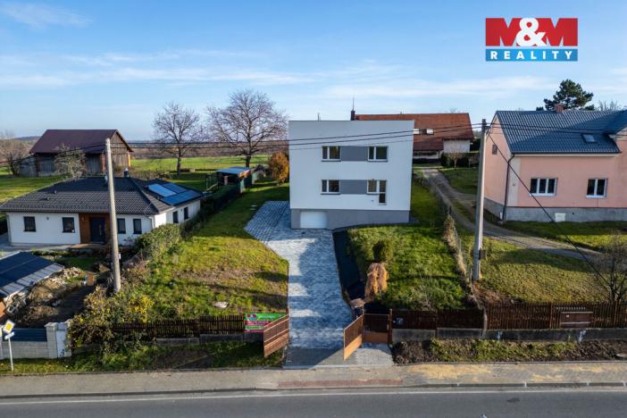 Prodej rodinného domu, Hrabyně, 188 m2