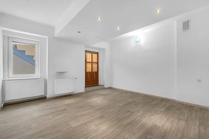 Pronájem bytu 1+kk, Hradec Králové, S. K. Neumanna, 26 m2