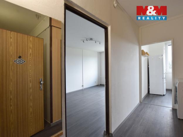 Pronájem bytu 2+kk, Hradec Králové - Třebeš, třída Edvarda Beneše, 41 m2