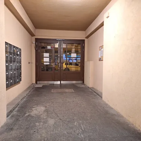 Pronájem bytu 1+kk, Praha - Holešovice, Malá Plynární, 33 m2