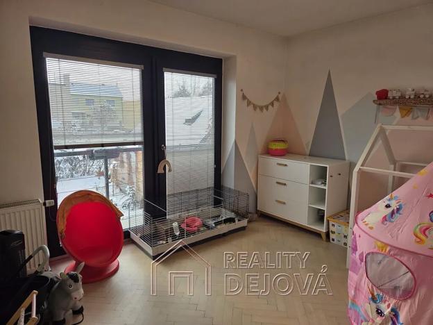 Prodej rodinného domu, Hrabyně, 180 m2