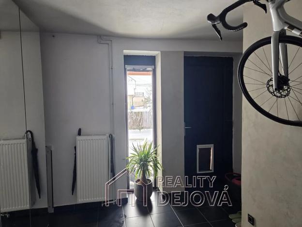 Prodej rodinného domu, Hrabyně, 180 m2