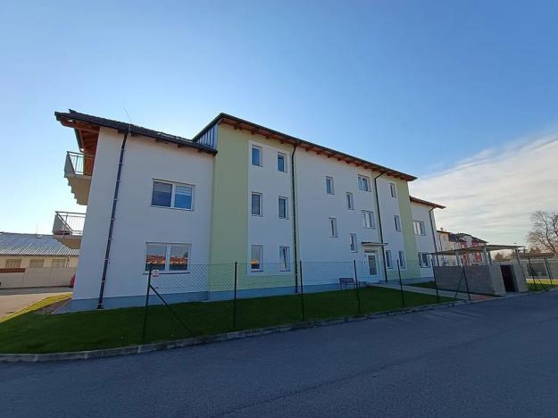 Prodej bytu 2+kk, Trhové Sviny, Za Pilou, 46 m2