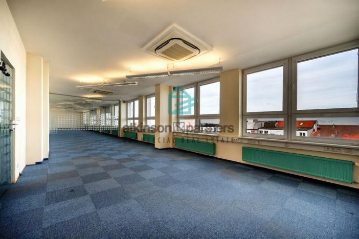 Pronájem kanceláře, České Budějovice - České Budějovice 6, Jeronýmova, 3500 m2