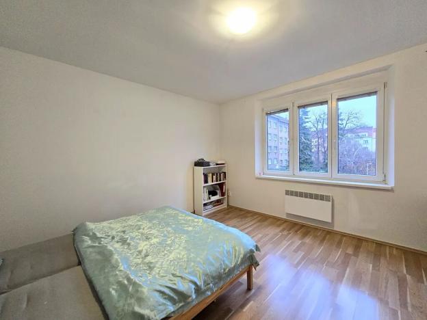 Prodej bytu 2+kk, Praha - Nusle, U Svépomoci, 44 m2