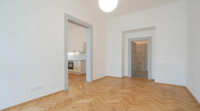 Pronájem bytu 4+kk, Praha, Křižíkova, 2 m2