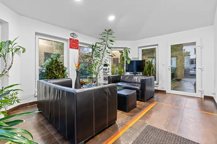 Prodej obchodního prostoru, Zlín, Bezručova, 1976 m2