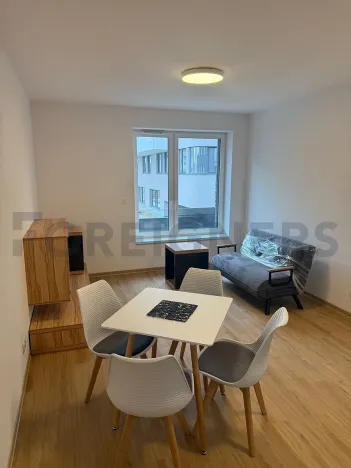 Pronájem bytu 2+kk, Pardubice, Rokycanova, 54 m2