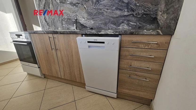 Pronájem bytu 1+1, Kolín, Dělnická, 31 m2