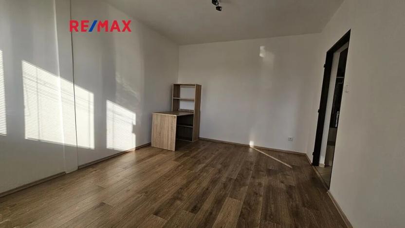 Pronájem bytu 1+1, Kolín, Dělnická, 31 m2