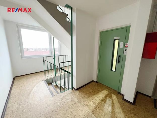 Pronájem bytu 2+kk, Praha - Horní Počernice, Ruprechtická, 45 m2