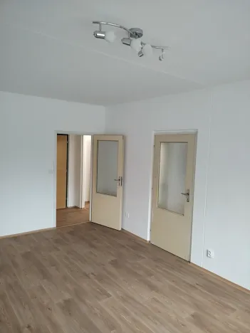 Pronájem bytu 2+kk, Pardubice, Lonkova, 55 m2