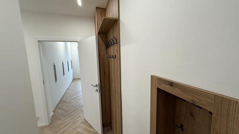 Pronájem bytu 2+1, Zlín, Věžové domy, 65 m2