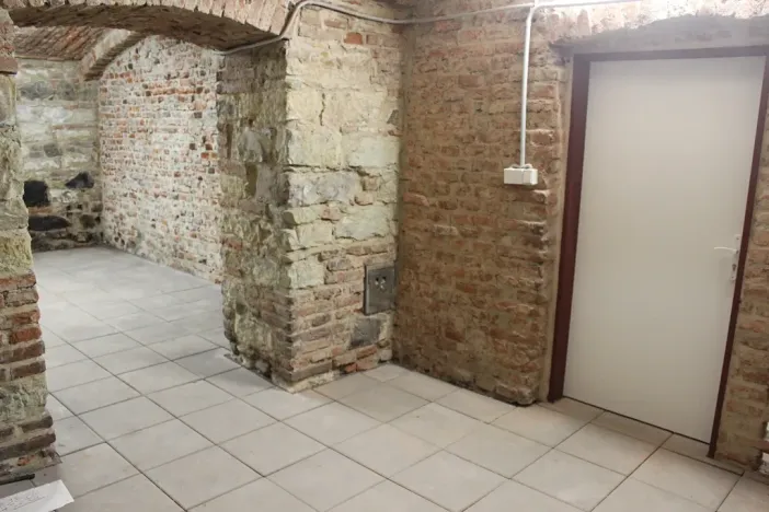 Pronájem skladu, Praha - Žižkov, Husitská, 28 m2