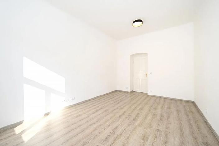 Pronájem bytu 1+1, Praha - Vršovice, Moskevská, 37 m2