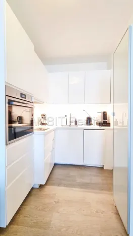 Pronájem bytu 2+kk, Praha - Hlubočepy, Voskovcova, 42 m2