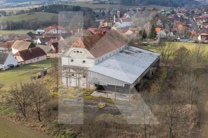 Prodej zemědělského objektu, Žichovice, 1312 m2
