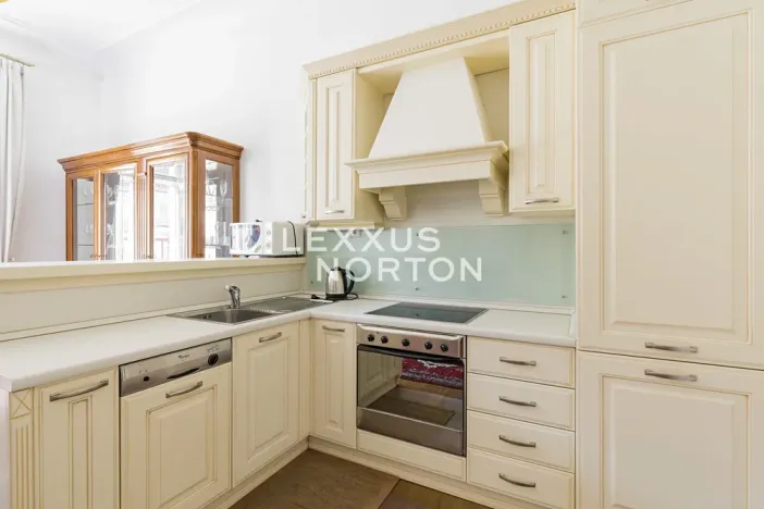 Pronájem bytu 3+kk, Praha - Nové Město, Truhlářská, 77 m2