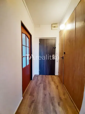 Pronájem bytu 2+kk, Karviná, Slovenská, 37 m2