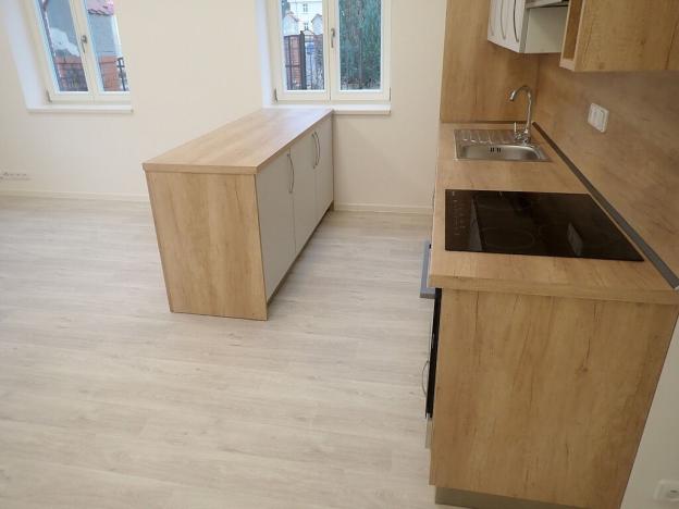 Pronájem bytu 2+kk, Liberec - Liberec III-Jeřáb, Americká, 50 m2