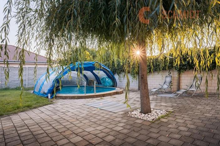 Prodej rodinného domu, Valtice, Lipová, 230 m2