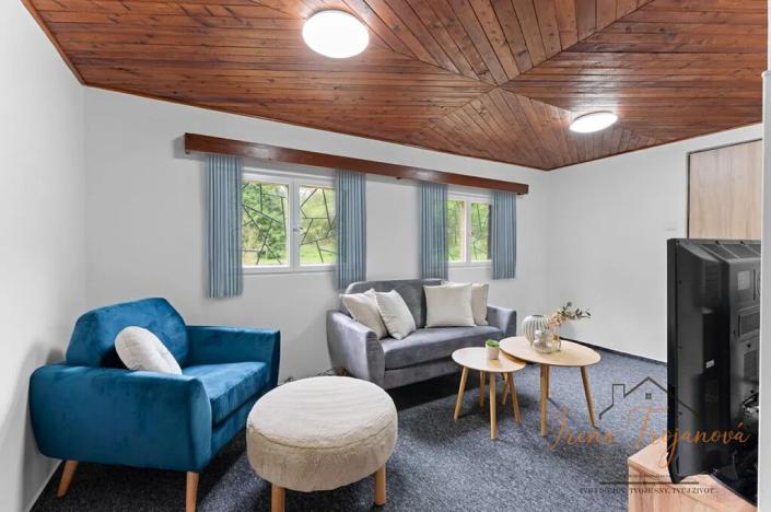 Prodej chaty, Lešany, 45 m2