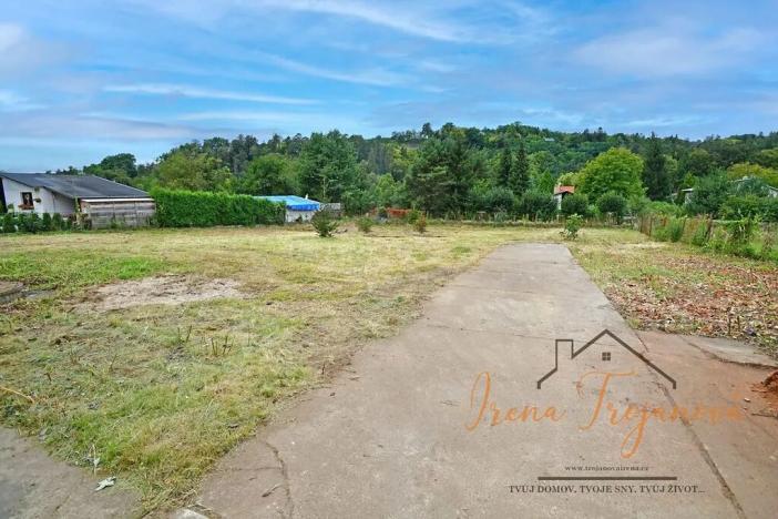 Prodej komerční nemovitosti, Lštění, Míru, 1933 m2