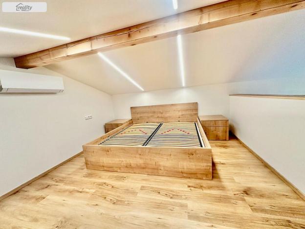 Pronájem bytu 2+kk, Brno - Žebětín, Křivánkovo náměstí, 50 m2