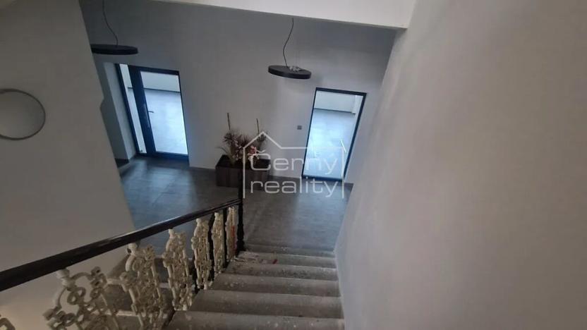 Pronájem obchodního prostoru, Hronov, Hostovského, 180 m2