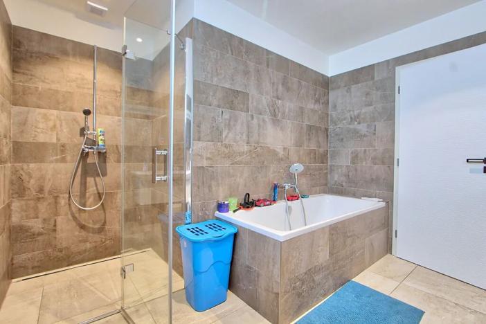 Pronájem rodinného domu, Sulice, Osiková, 260 m2