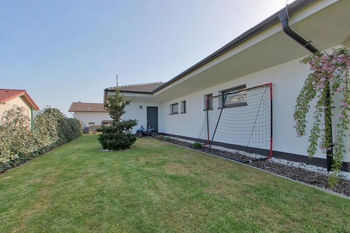 Pronájem rodinného domu, Sulice, Osiková, 260 m2