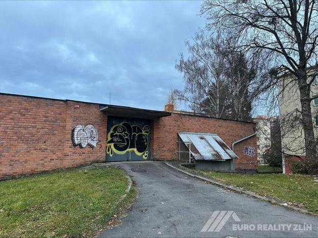 Pronájem garáže, Zlín, Santražiny, 20 m2