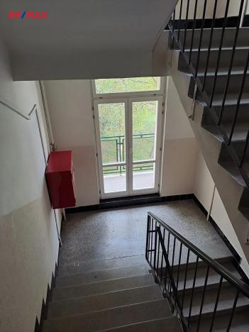 Pronájem bytu 1+1, Praha - Břevnov, Pod Marjánkou, 40 m2