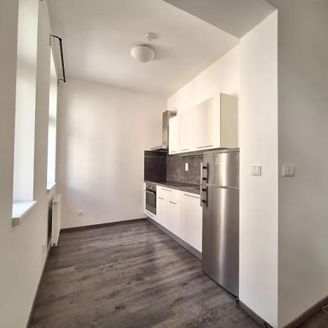 Pronájem bytu 2+kk, Praha - Holešovice, Na Maninách, 46 m2