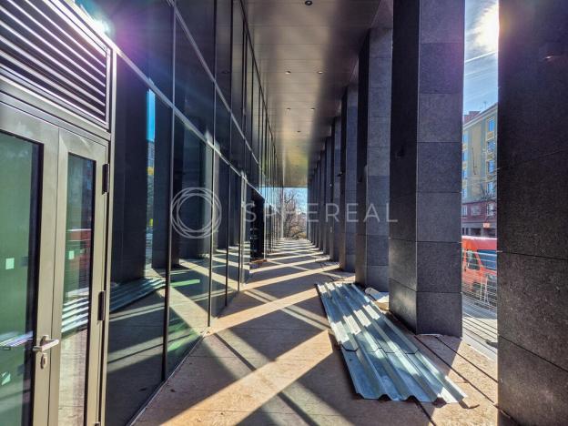 Pronájem kanceláře, Brno, Botanická, 1800 m2