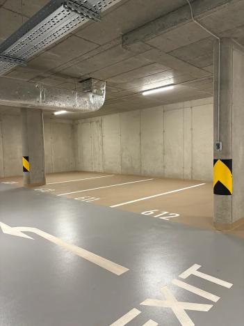 Pronájem garážového stání, Praha - Modřany, Mezi vodami, 13 m2