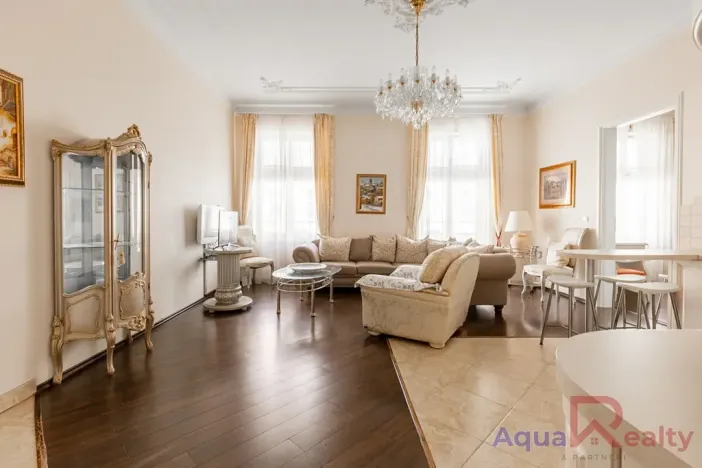 Pronájem bytu 4+kk, Karlovy Vary, Zeyerova, 124 m2