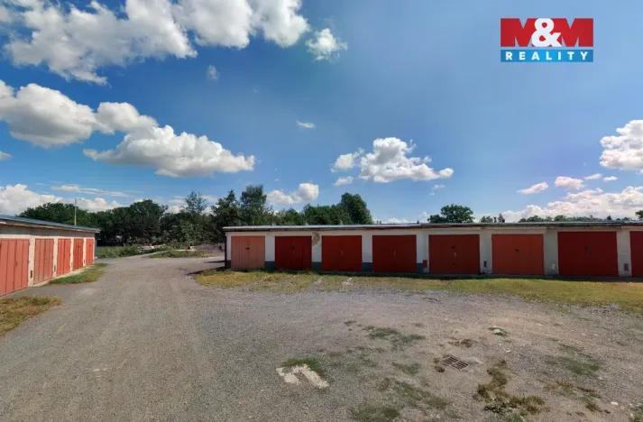 Pronájem garáže, Blatná, 18 m2